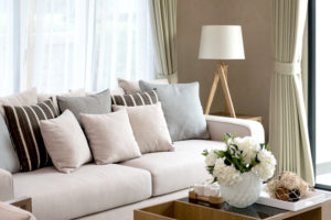 5 tendencias de patas para sofás o sillones para mejorar tu proyecto de  decoración - Oimsa